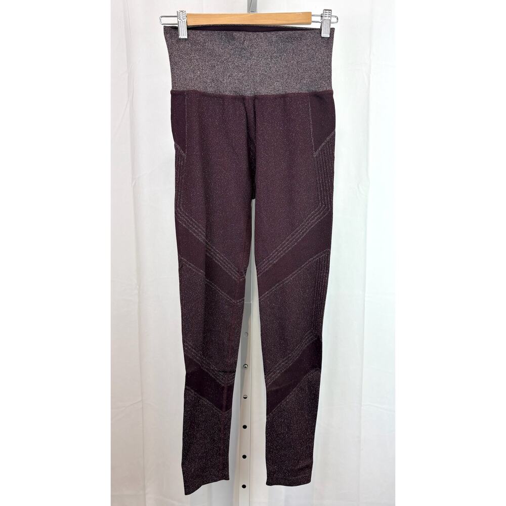 ATHLETA  Size M Twilight Tight 511487 Seamless Stretch Shimmer Burgundy Purple